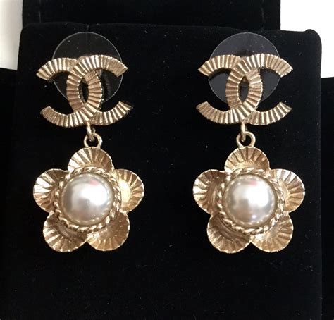 chanel vintage pearl earrings|vintage chanel cc earrings price.